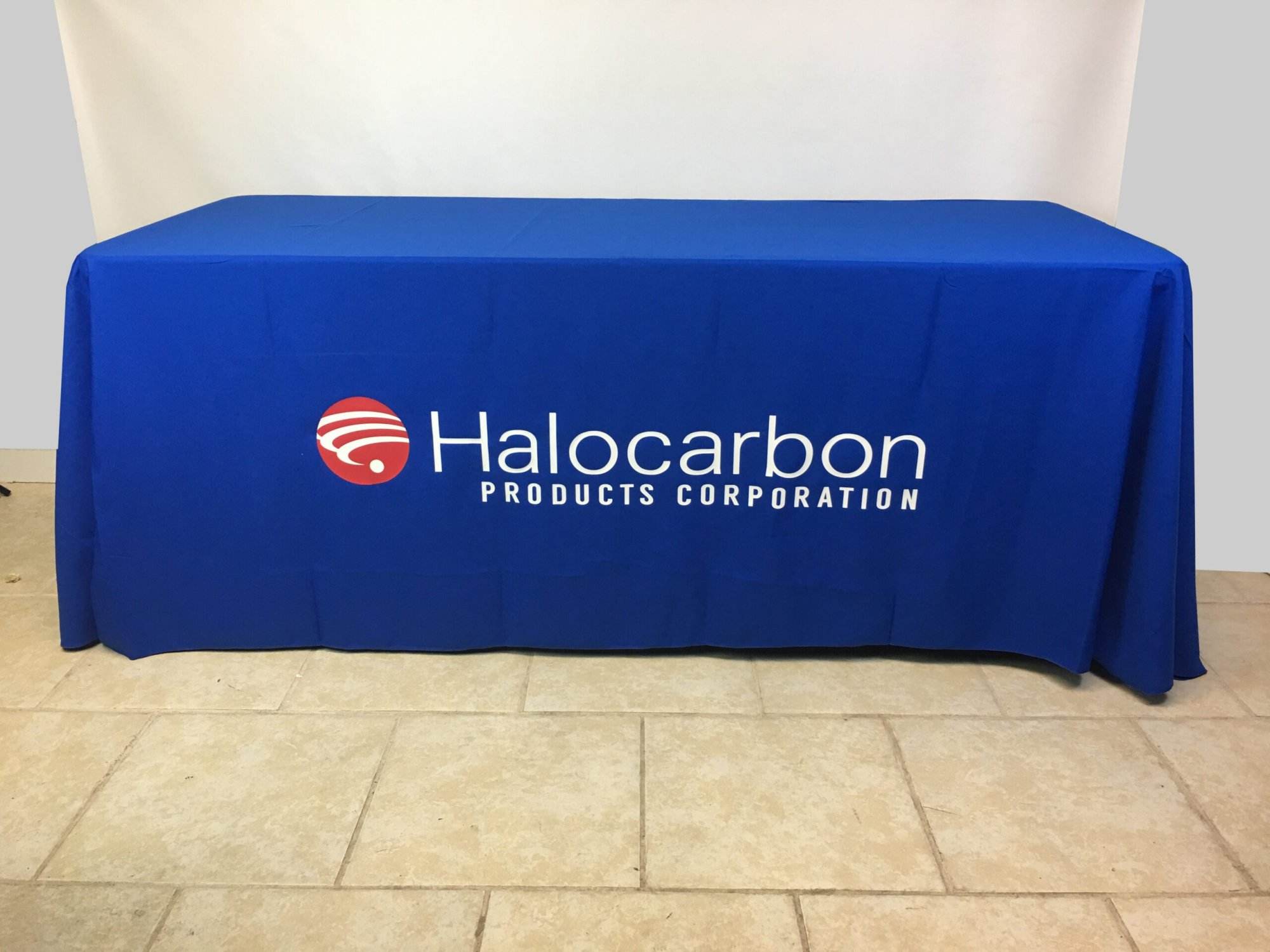 Imprinted Table Covers To Help Your Business Stand Out At Trade Shows