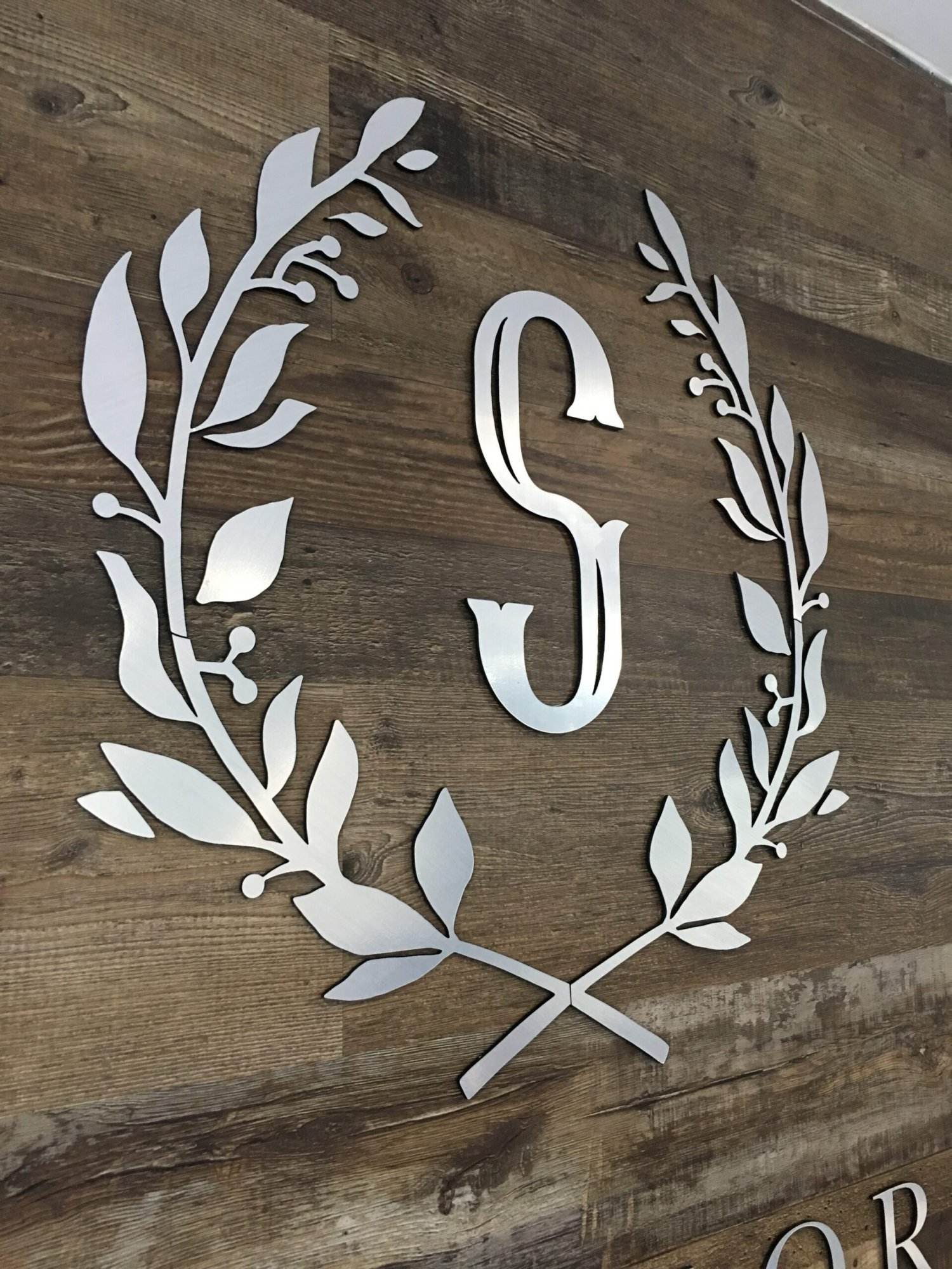 Weathers Canvas Unveiling The Beauty Of Brushed Metal Signs Aged By Time - u3rgawr